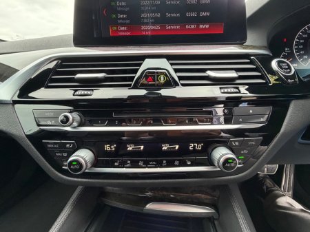 2020 BMW 5-Series - photo 32