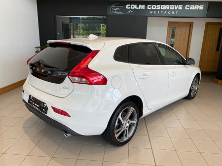 2017 Volvo V40 - photo 3