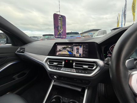 2021 BMW 3-Series - photo 18