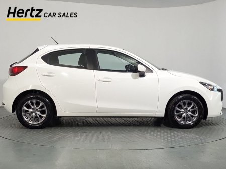2024 Mazda Mazda2 - photo 2