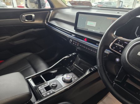 2025 Kia Sorento - photo 9