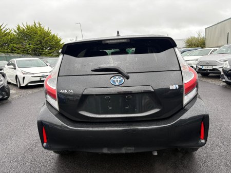 2017 Toyota Aqua - photo 7