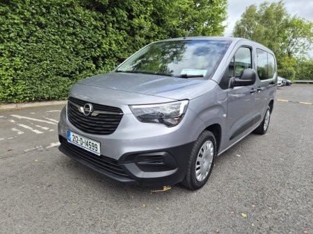 2021 Opel Combo /2021/1.5 DIESEL/7 SEATER/MANUAL