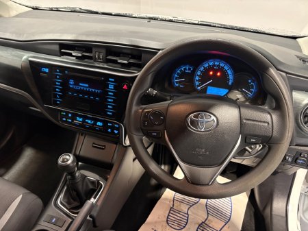 2016 Toyota Auris - photo 9