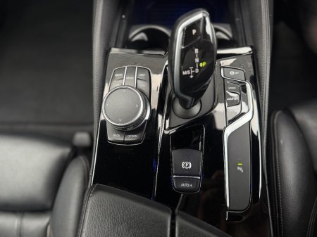 2019 BMW 5-Series - photo 18