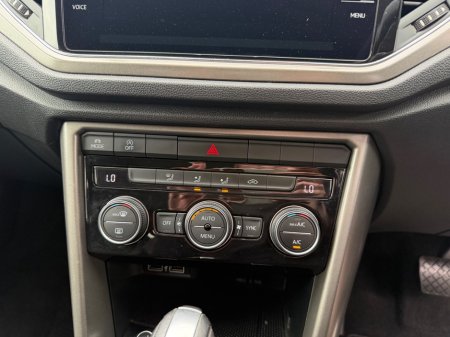 2021 Volkswagen T-Roc - photo 26