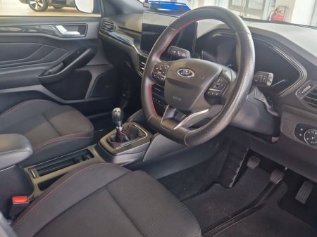 2022 Ford Focus - photo 11