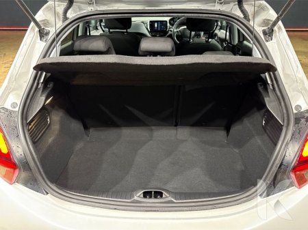 2017 Peugeot 208 - photo 12