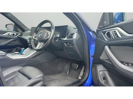 2022 BMW i4 - photo 17