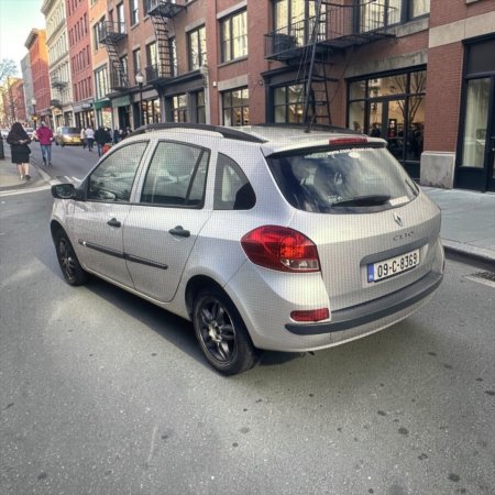 2009 Renault Clio - photo 2