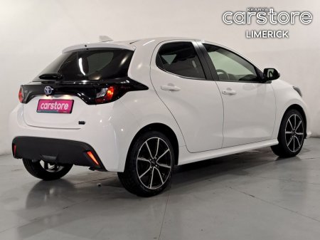 2023 Toyota Yaris - photo 3