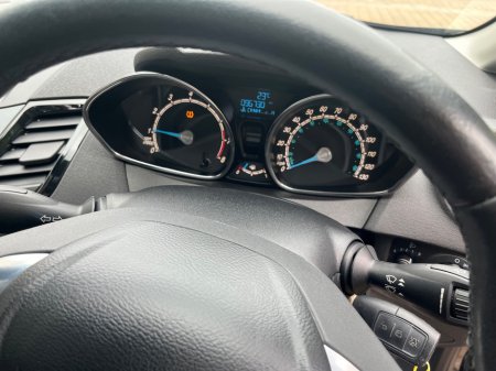 2016 Ford Fiesta - photo 14