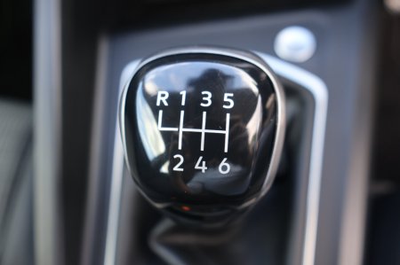 2021 Volkswagen Golf - photo 22