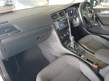 2018 Volkswagen Golf - photo 14
