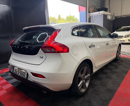 2015 Volvo V40 - photo 13