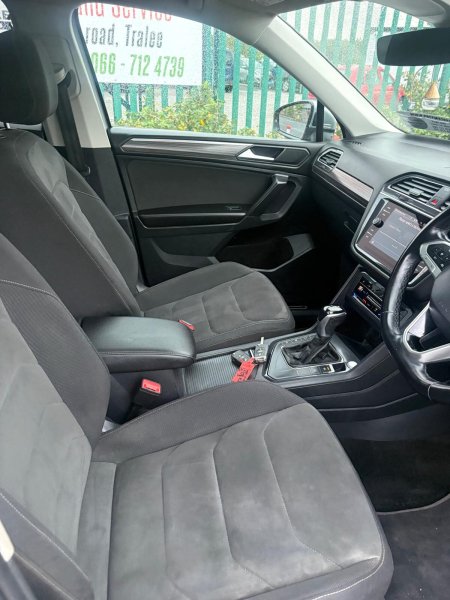 2023 Volkswagen Tiguan - photo 7