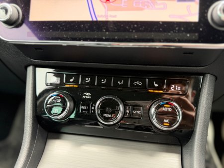 2019 Skoda Superb - photo 18