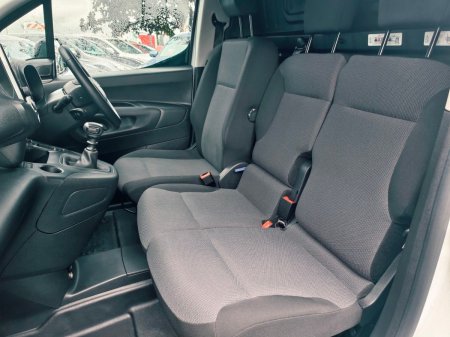 2023 Toyota Proace - photo 17