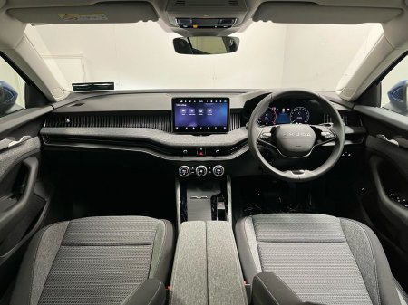 2026 Skoda Superb - photo 2