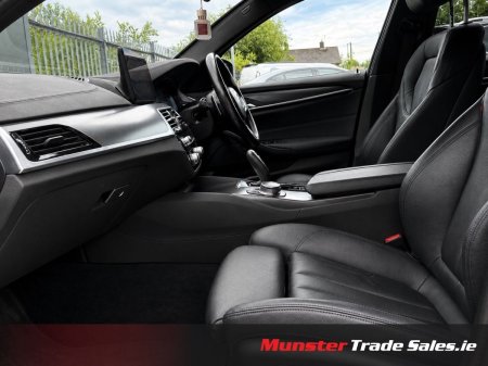 2023 BMW 5-Series - photo 9