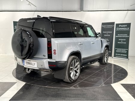 2022 Land Rover Defender - photo 7