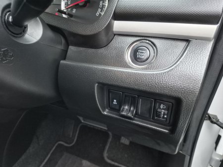 2014 Suzuki Swift - photo 11