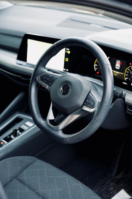 2023 Volkswagen Golf - photo 9