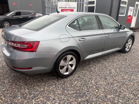 2017 Skoda Superb - photo 3