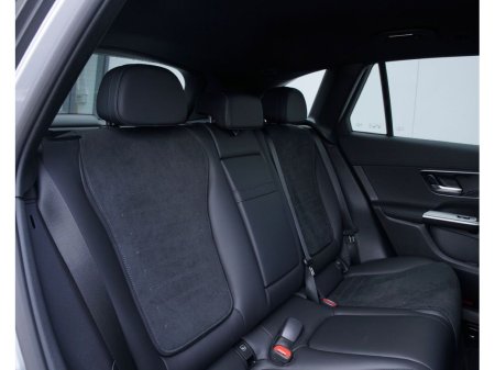 2026 Mercedes-Benz GLC - photo 27