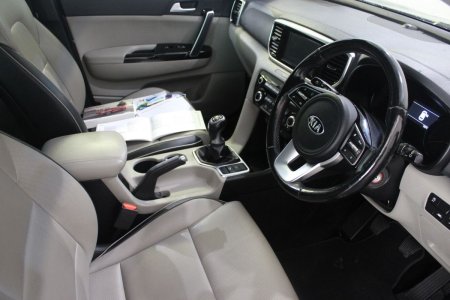 2020 Kia Sportage - photo 15