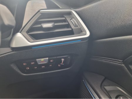 2022 BMW 3-Series - photo 36