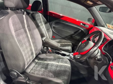 2017 Volkswagen Beetle - photo 12