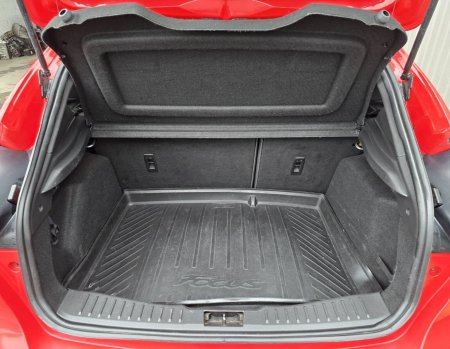 2017 Ford Focus - photo 21