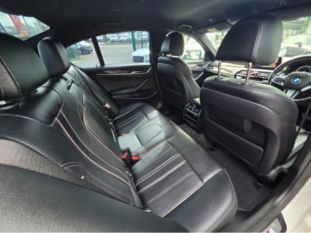 2018 BMW 5-Series - photo 8