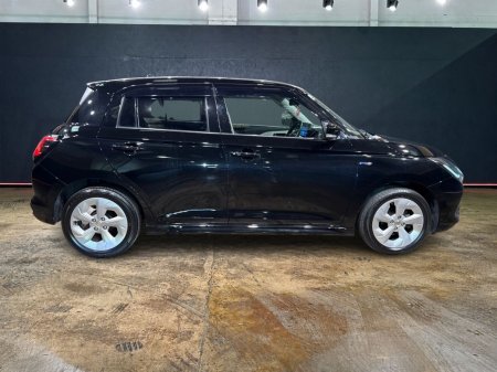 2024 Suzuki Swift - photo 2