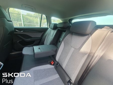 2025 Skoda Octavia - photo 6