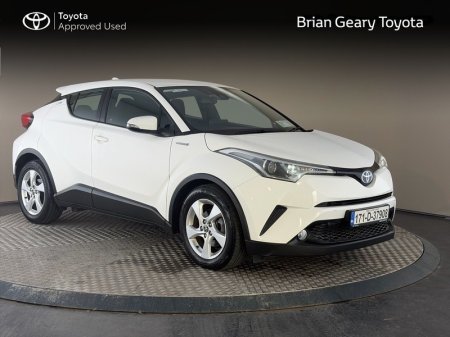 2017 Toyota C-HR HYBRID LUNA