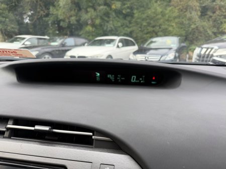 2014 Toyota Prius - photo 11