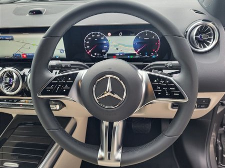 2027 Mercedes-Benz GLA - photo 12