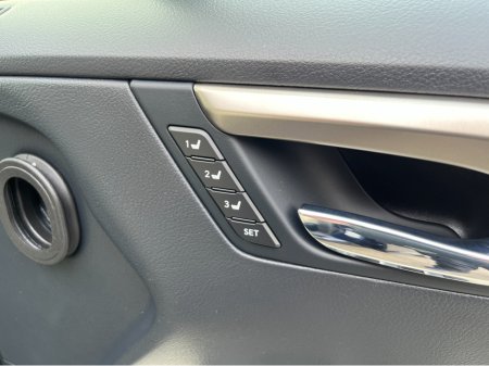 2022 Lexus RX450H - photo 30