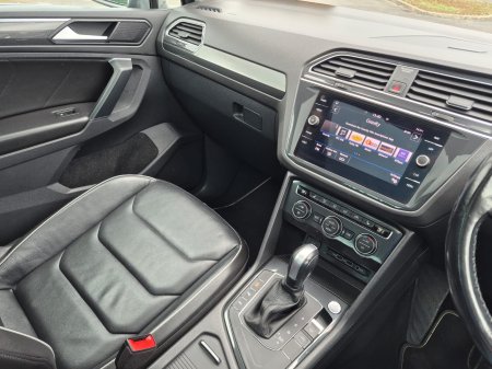 2020 Volkswagen Tiguan - photo 14