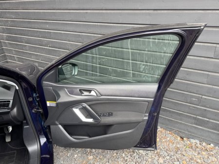 2014 Peugeot 308 - photo 15