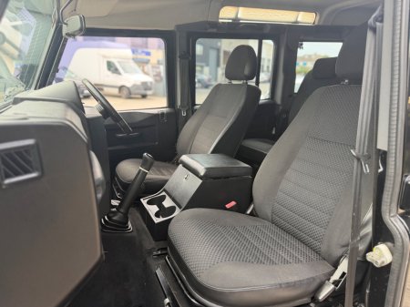 2011 Land Rover Defender - photo 15