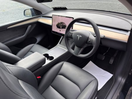2023 Tesla Model Y - photo 17
