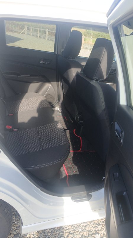 2020 Suzuki Swift - photo 11