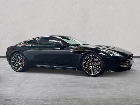 2025 Aston Martin DB12 - photo 2