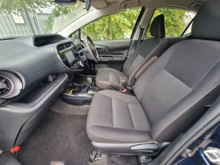 2021 Toyota Aqua - photo 17