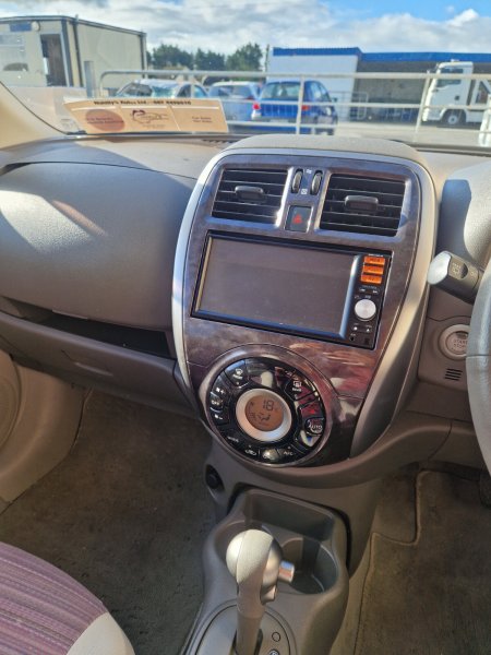 2013 Nissan March - photo 8