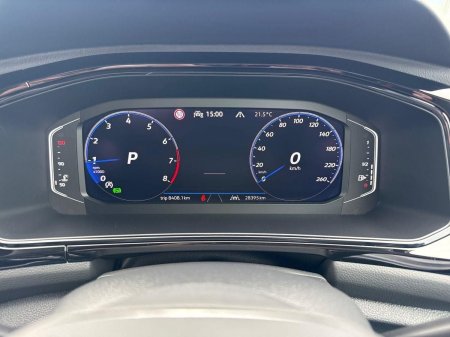 2025 Volkswagen T-Roc - photo 7