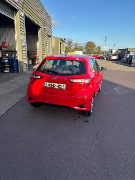 2018 Toyota Yaris - photo 2